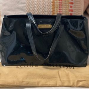 Louis Vuitton Vernis Handbag